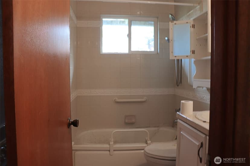 Property photo for 34020 39th Avenue S, Auburn photo 17