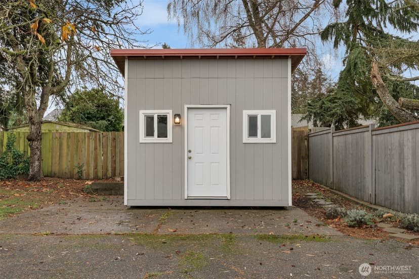 Property photo for 18428 66th Avenue W, Lynnwood photo 33
