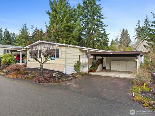 Property photo for 9314 Canyon Road E #82, Puyallup photo 2