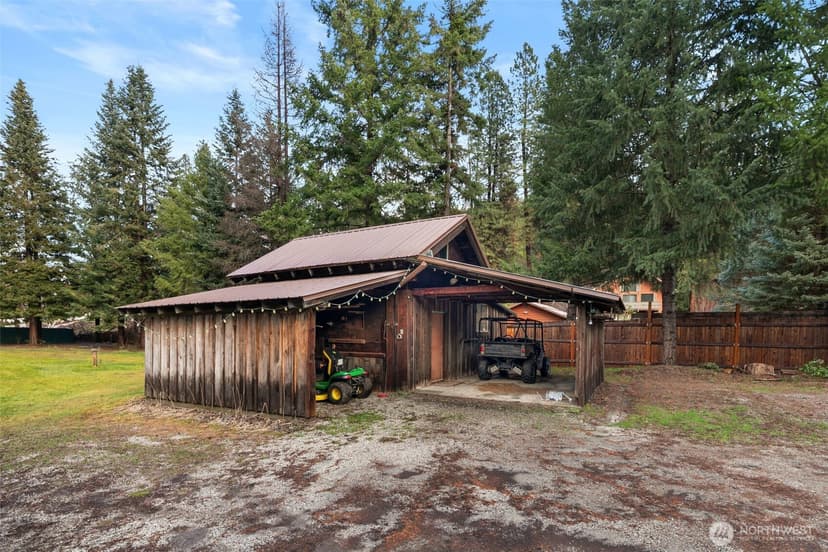 Property photo for 9485 E Leavenworth Road, Leavenworth photo 30