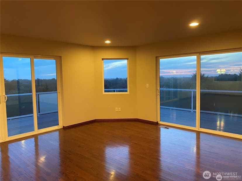 Property photo for 189 S Sand Dune Avenue SW, Ocean Shores photo 24