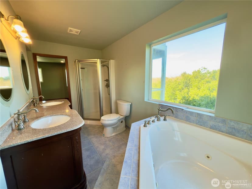 Property photo for 189 S Sand Dune Avenue SW, Ocean Shores photo 13