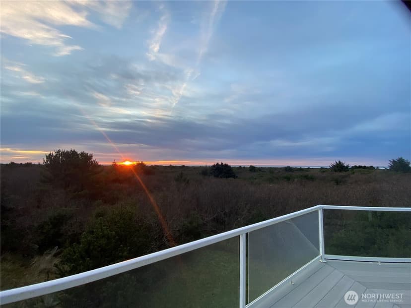 Property photo for 189 S Sand Dune Avenue SW, Ocean Shores photo 27