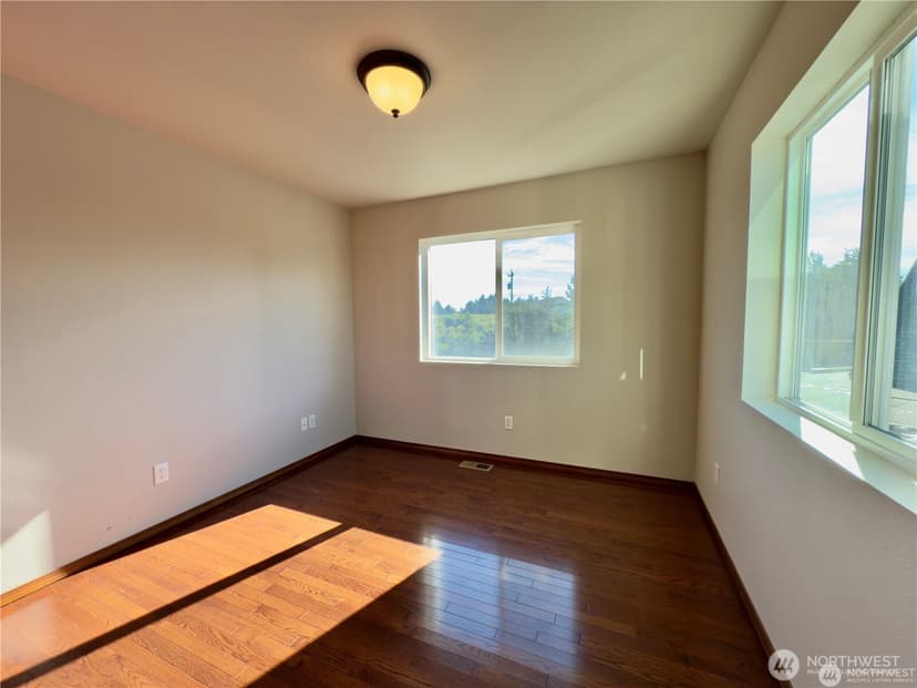 Property photo for 189 S Sand Dune Avenue SW, Ocean Shores photo 8