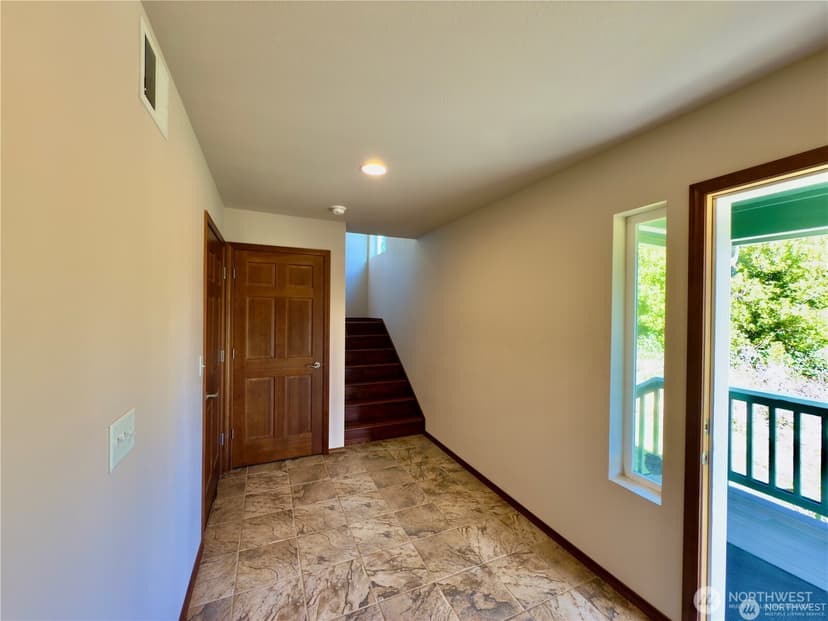Property photo for 189 S Sand Dune Avenue SW, Ocean Shores photo 5