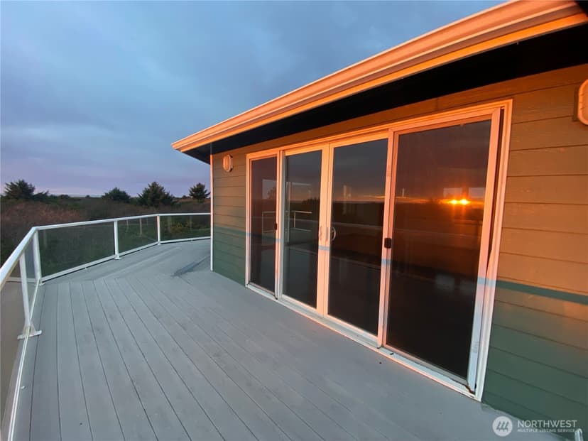 Property photo for 189 S Sand Dune Avenue SW, Ocean Shores photo 29