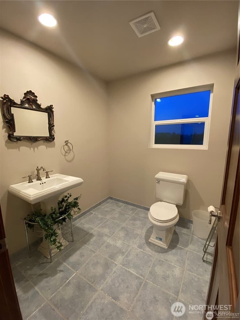 Property photo for 189 S Sand Dune Avenue SW, Ocean Shores photo 20