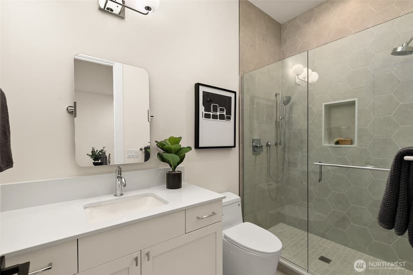 Property photo for 836 130th Avenue NE, Bellevue photo 30