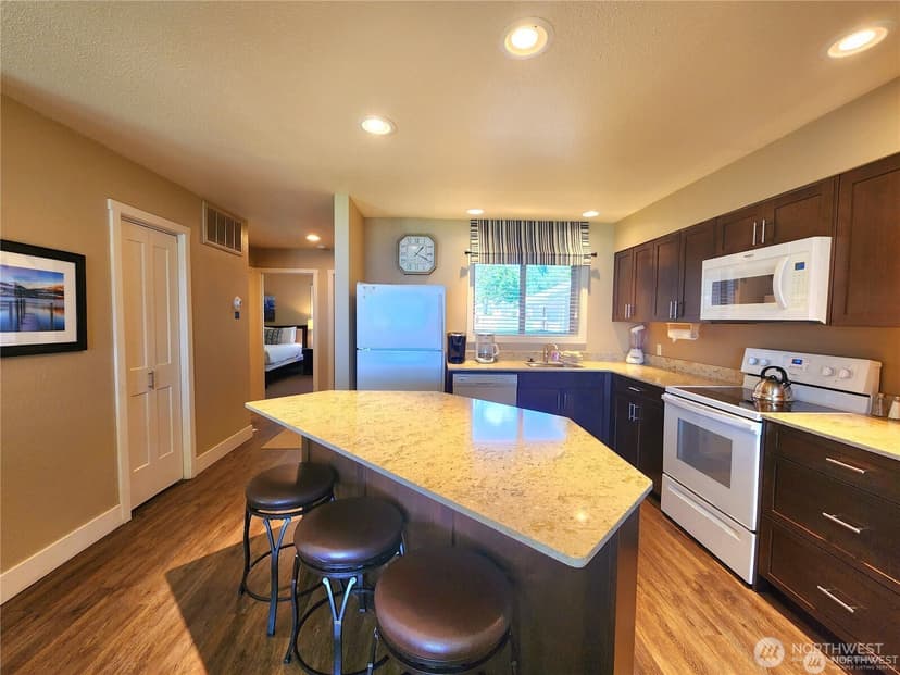 Property photo for 1 Beach 547-C, Manson photo 9