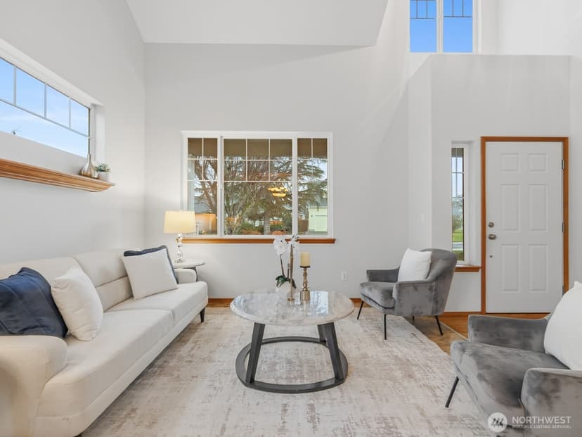 Property photo for 5007 81st Street SW, Lakewood photo 6