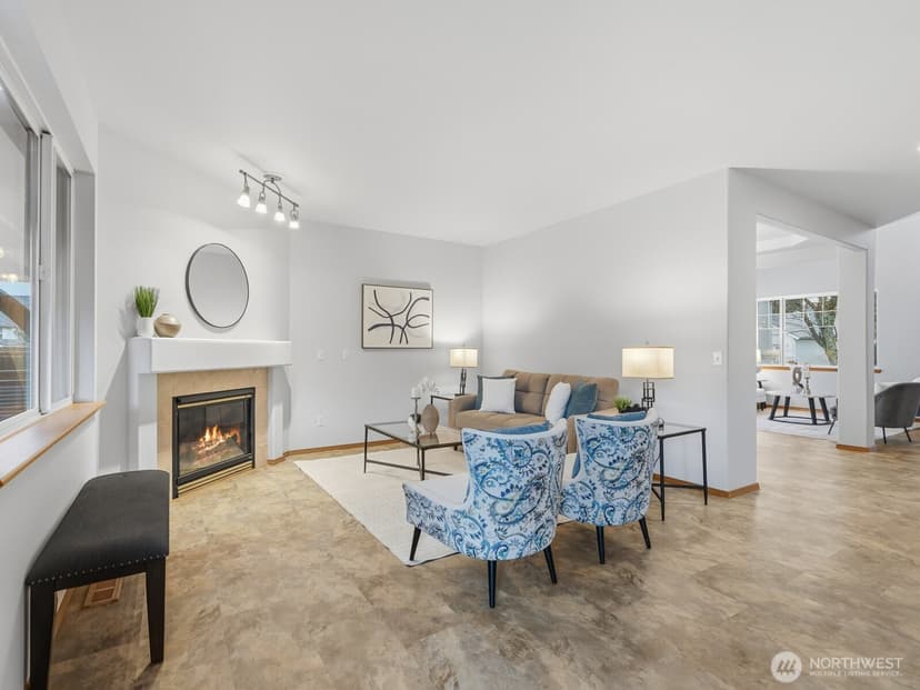Property photo for 5007 81st Street SW, Lakewood photo 11