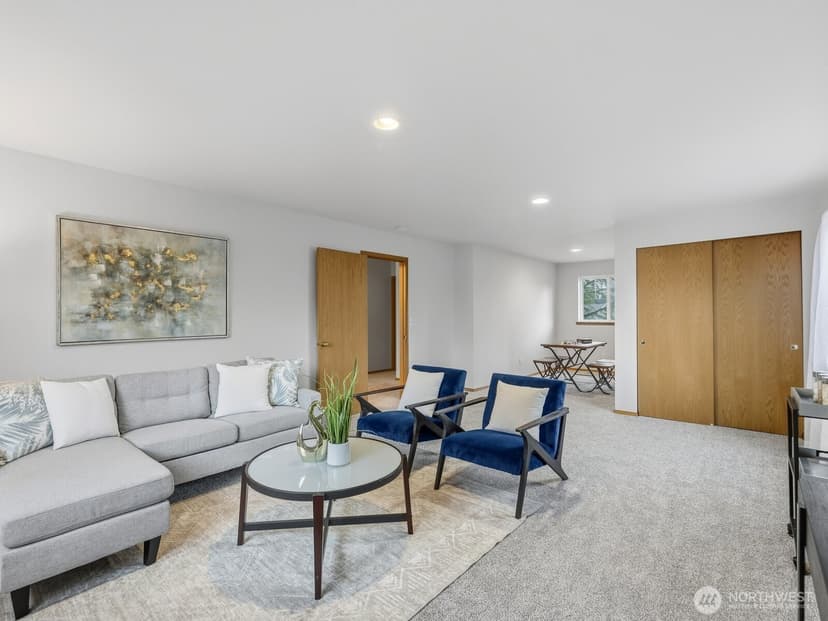 Property photo for 5007 81st Street SW, Lakewood photo 32