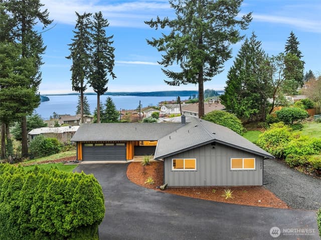 Property photo for 11203 Hallstrom Drive NW, Gig Harbor photo 2
