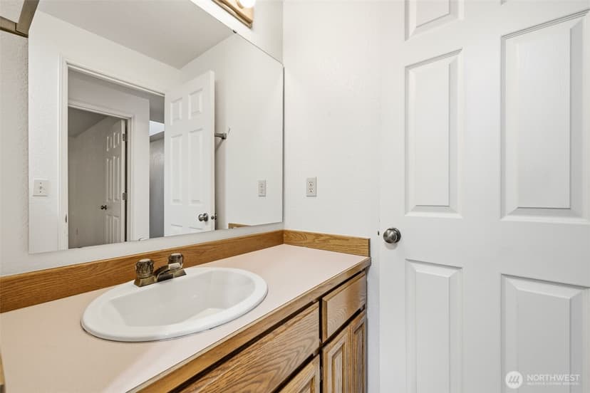 Property photo for 7904 53rd Street W, University Place photo 21