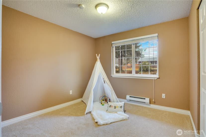 Property photo for 11291 Cooper Avenue SW, Port Orchard photo 17