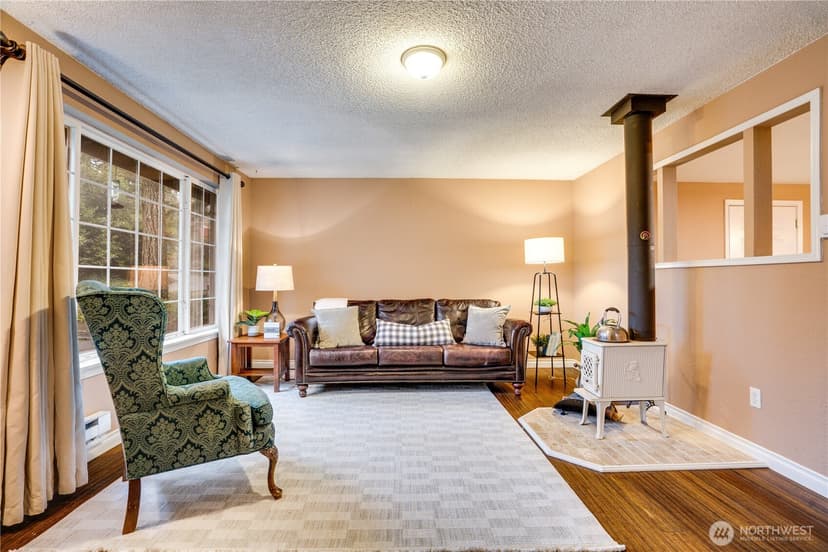 Property photo for 11291 Cooper Avenue SW, Port Orchard photo 5
