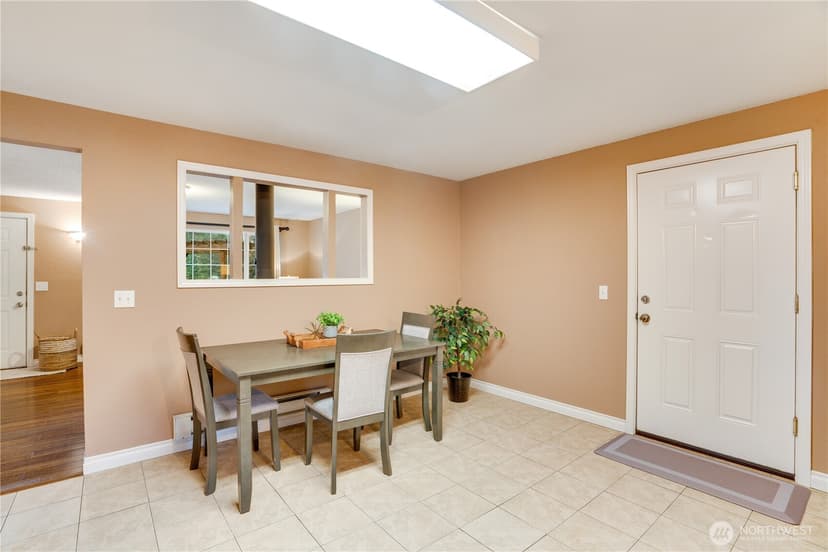 Property photo for 11291 Cooper Avenue SW, Port Orchard photo 10