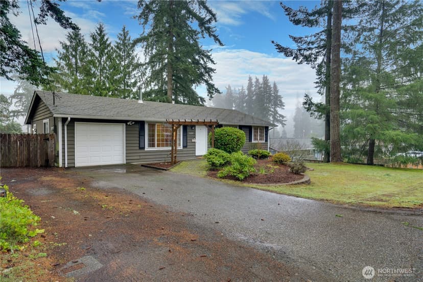 Property photo for 11291 Cooper Avenue SW, Port Orchard photo 31