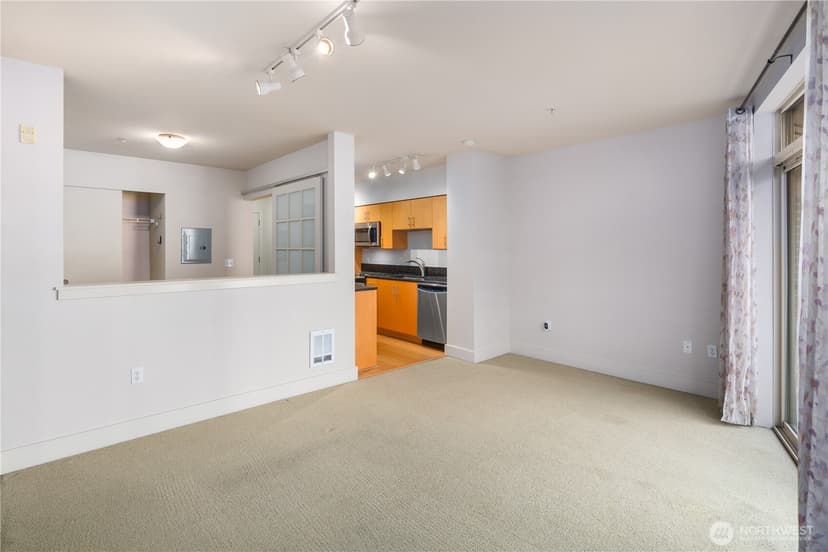 Property photo for 5650 24th Avenue NW #314, Seattle photo 15