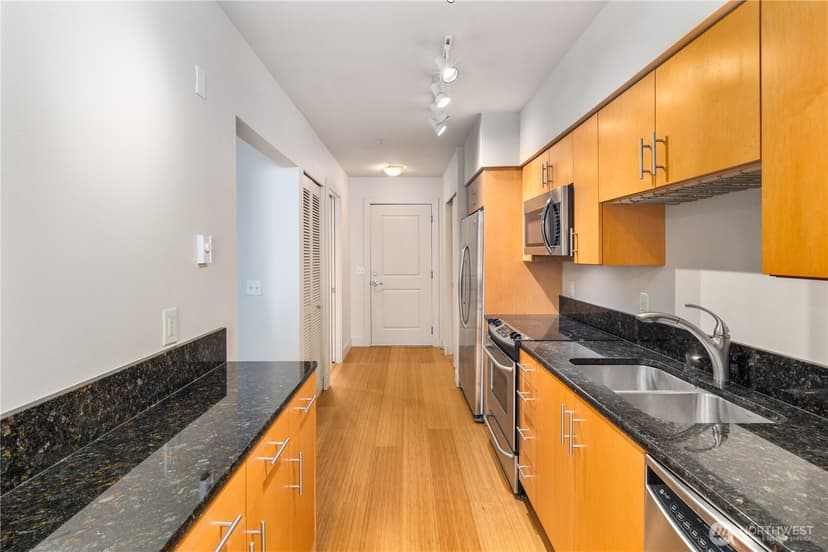 Property photo for 5650 24th Avenue NW #314, Seattle photo 6