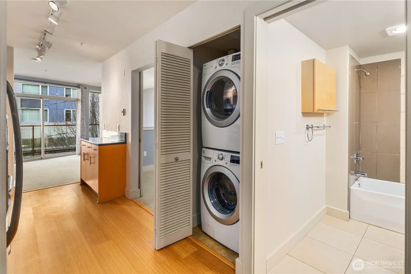 Property photo for 5650 24th Avenue NW #314, Seattle photo 16