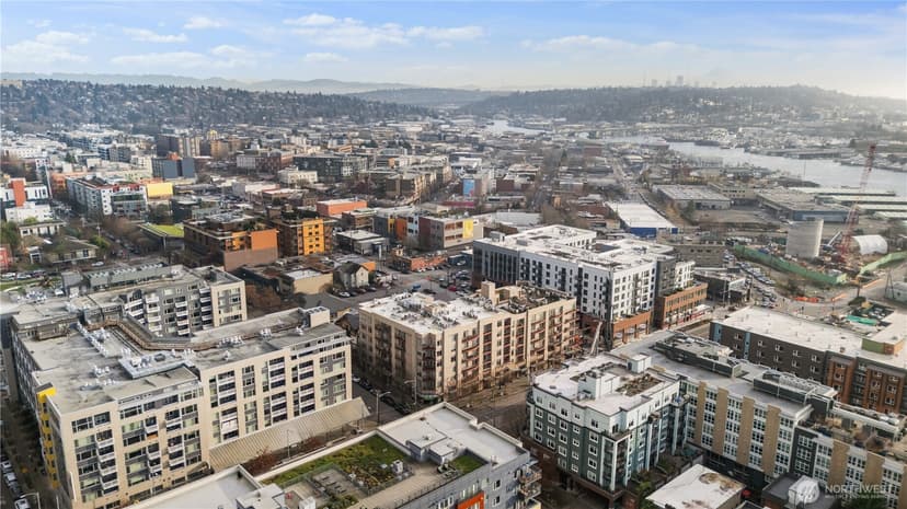Property photo for 5650 24th Avenue NW #314, Seattle photo 28