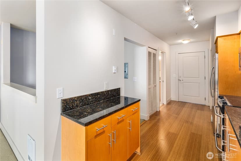 Property photo for 5650 24th Avenue NW #314, Seattle photo 8