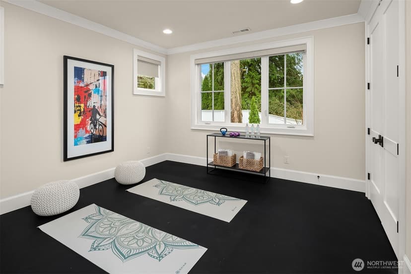 Property photo for 3406 97th Avenue SE, Mercer Island photo 31