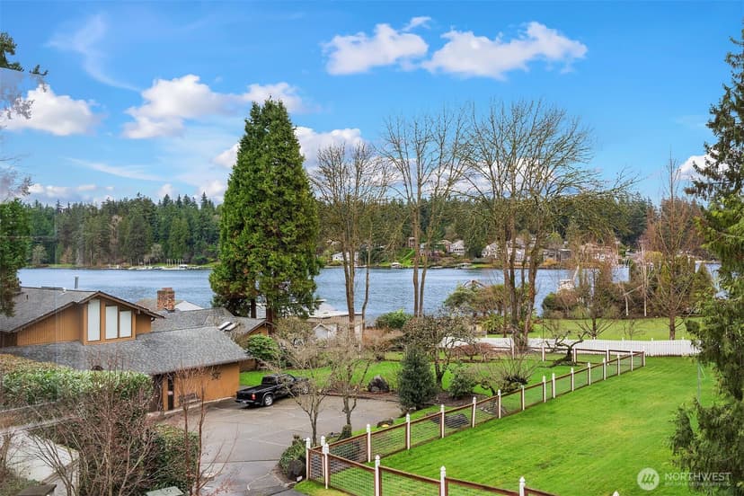 Property photo for 3406 97th Avenue SE, Mercer Island photo 22