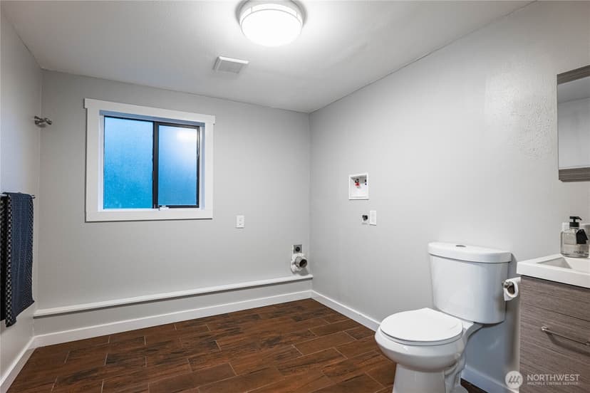Property photo for 9228 Yakima Avenue, Tacoma photo 30