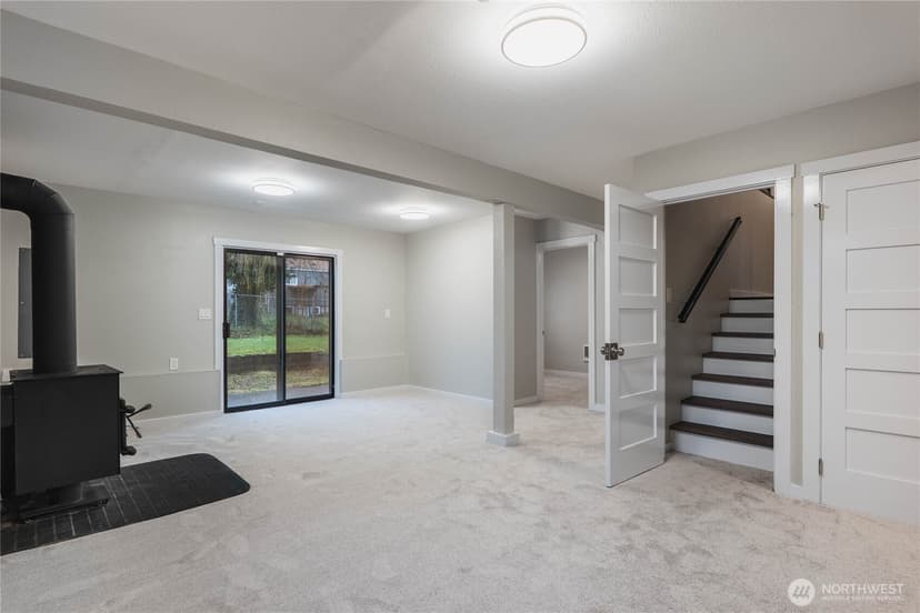 Property photo for 9228 Yakima Avenue, Tacoma photo 24