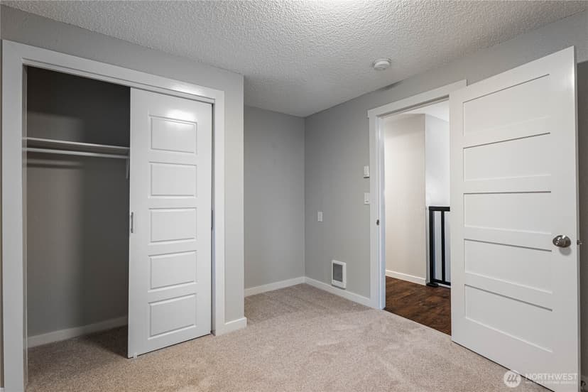 Property photo for 9228 Yakima Avenue, Tacoma photo 14
