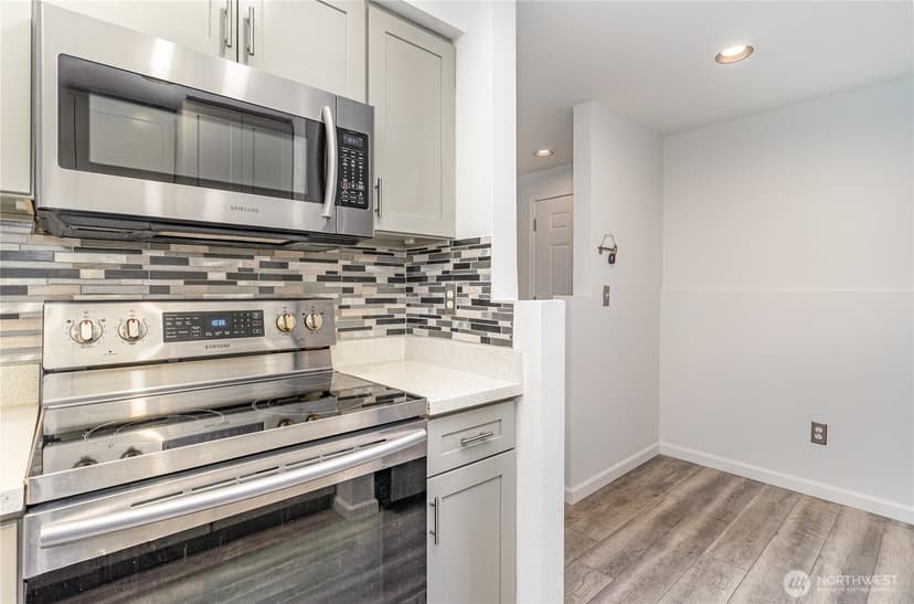 Property photo for 26221 116th Avenue SE #F103, Kent photo 20