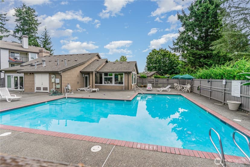 Property photo for 26221 116th Avenue SE #F103, Kent photo 17