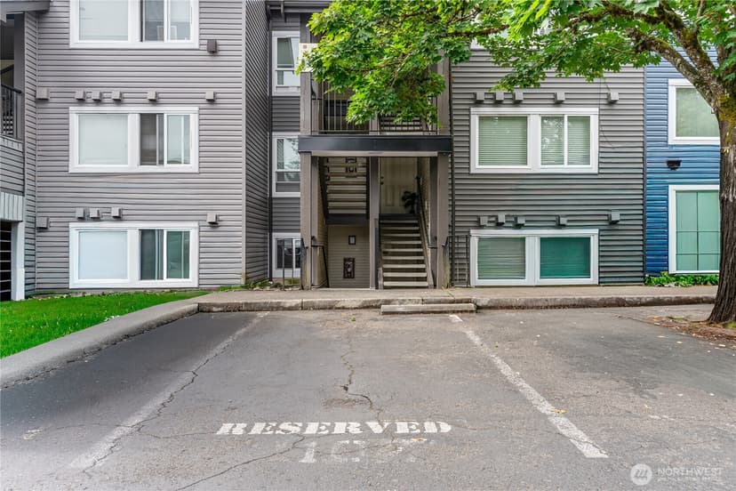 Property photo for 26221 116th Avenue SE #F103, Kent photo 14