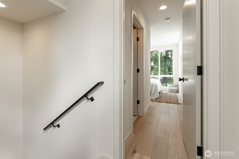 Property photo for 2108 15th Avenue S #B, Seattle photo 26