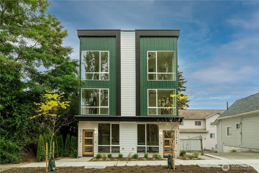 Property photo for 2108 15th Avenue S #B, Seattle photo 2