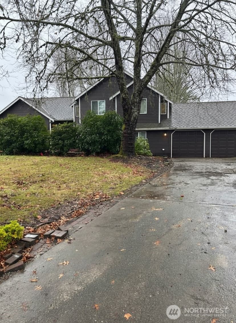 Property photo for 11420 159th Avenue NE, Redmond photo 2