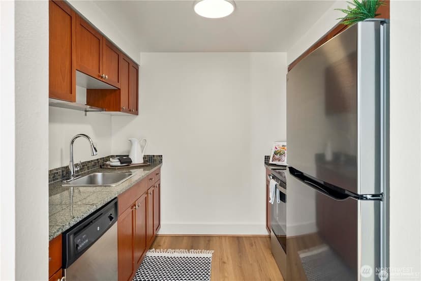 Property photo for 4831 Fauntleroy Way SW #401, Seattle photo 8