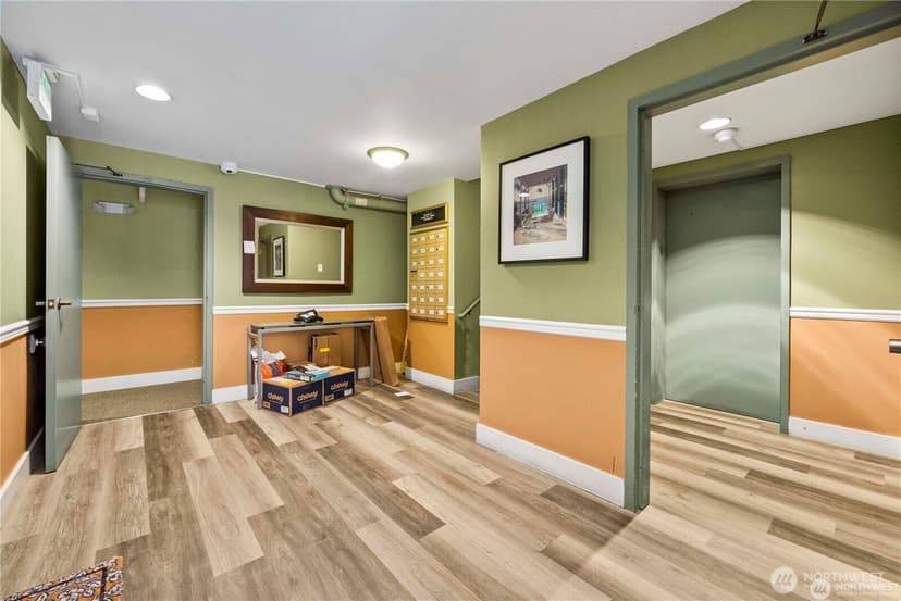 Property photo for 4831 Fauntleroy Way SW #401, Seattle photo 22