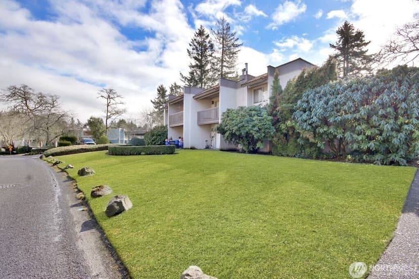 Property photo for 7501 Ruby Drive SW #J202, Lakewood