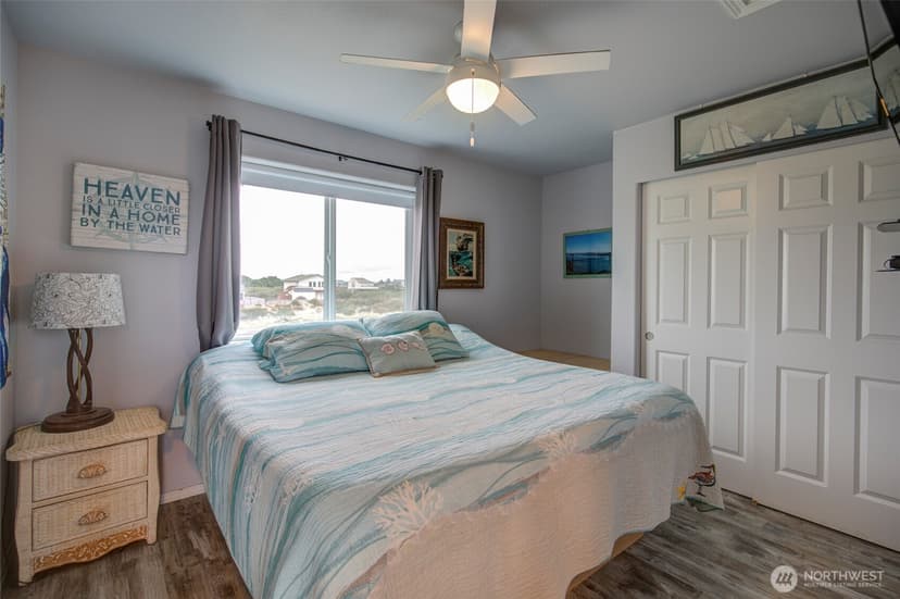 Property photo for 1120 Ocean Shores Boulevard SW, Ocean Shores photo 19