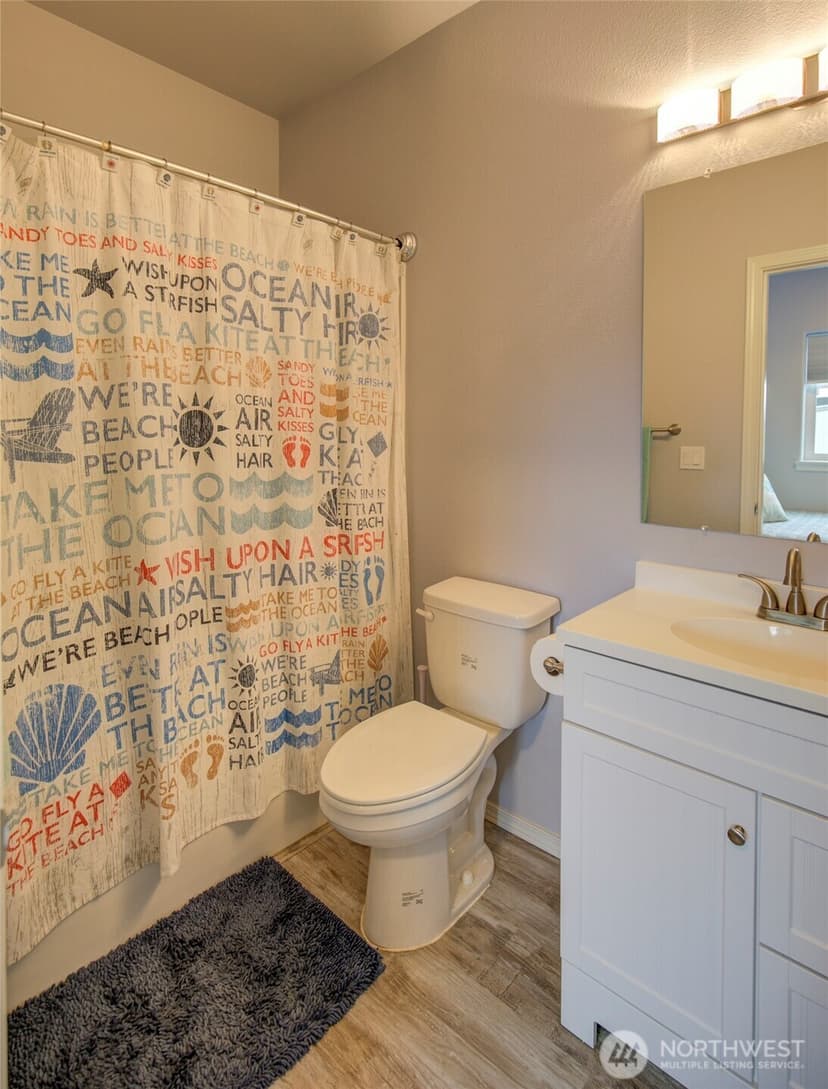 Property photo for 1120 Ocean Shores Boulevard SW, Ocean Shores photo 27