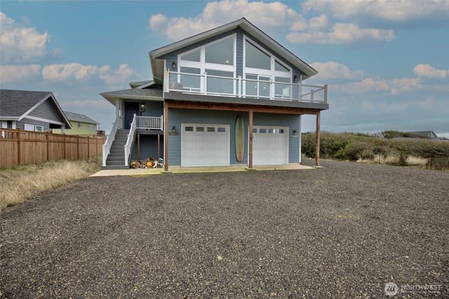 Property photo for 1120 Ocean Shores Boulevard SW, Ocean Shores photo 3