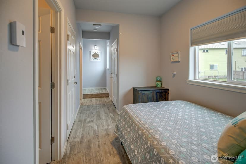 Property photo for 1120 Ocean Shores Boulevard SW, Ocean Shores photo 26