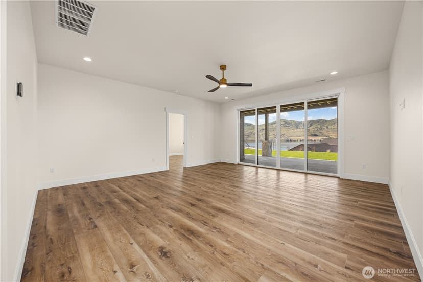 Property photo for 154 Apple Avenue, Chelan photo 28