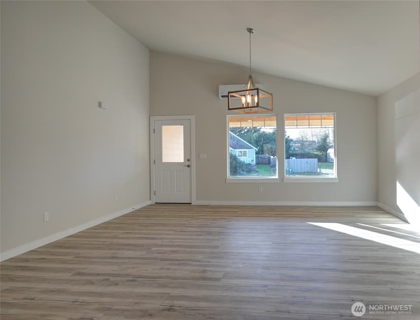 Property photo for 634 Island Circle SE, Ocean Shores photo 20