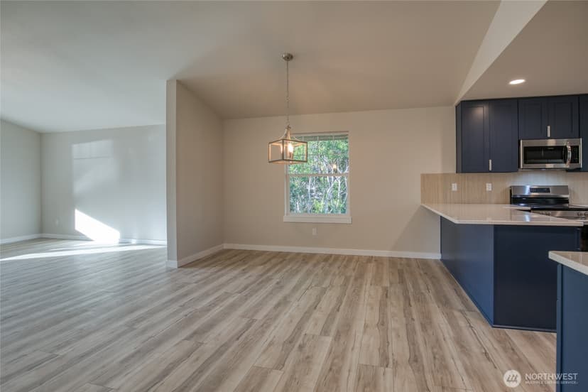 Property photo for 634 Island Circle SE, Ocean Shores photo 16