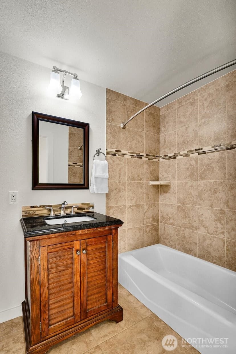 Property photo for 460 168th Avenue SE, Bellevue photo 22