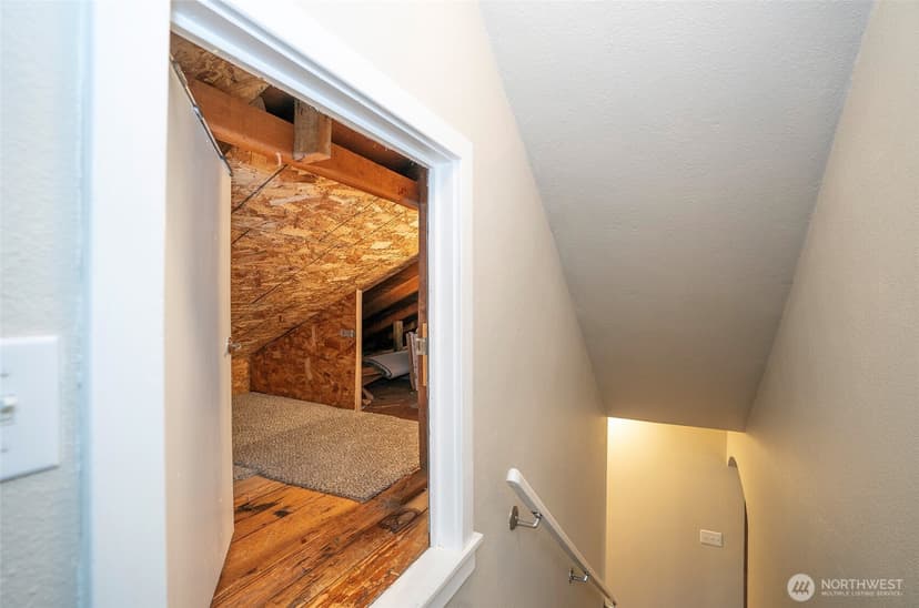 Property photo for 407 18th Street SW, Puyallup photo 27